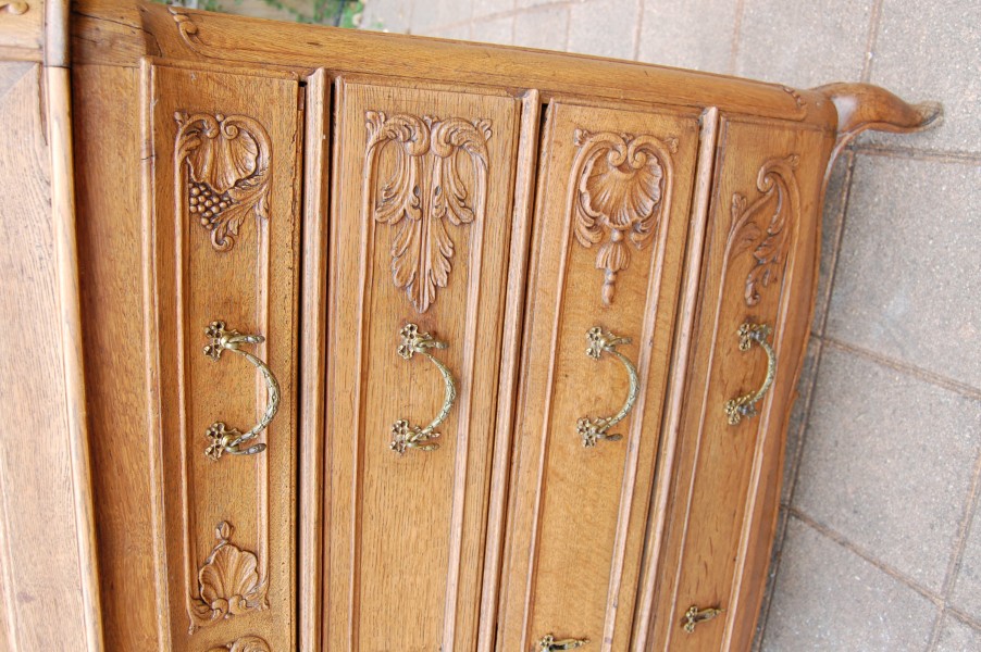 Bureau cylindre d �poque Louis XV en ch�ne fin du 18e si�cle
