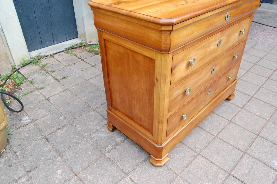 Commode d �poque Louis Philippe en merisier du19e si�cle