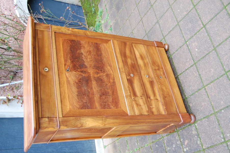 Secr�taire d �poque Louis Philippe en noyer du 19e si�cle