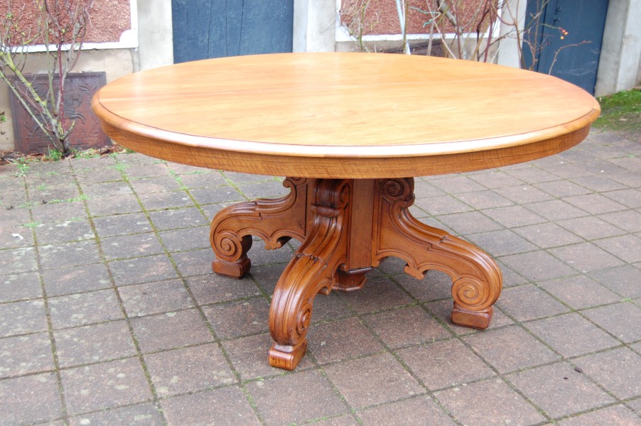 Grande table napol�lon III en noyer fin du 19e si�cle 20 couverts avec 6 rallonges