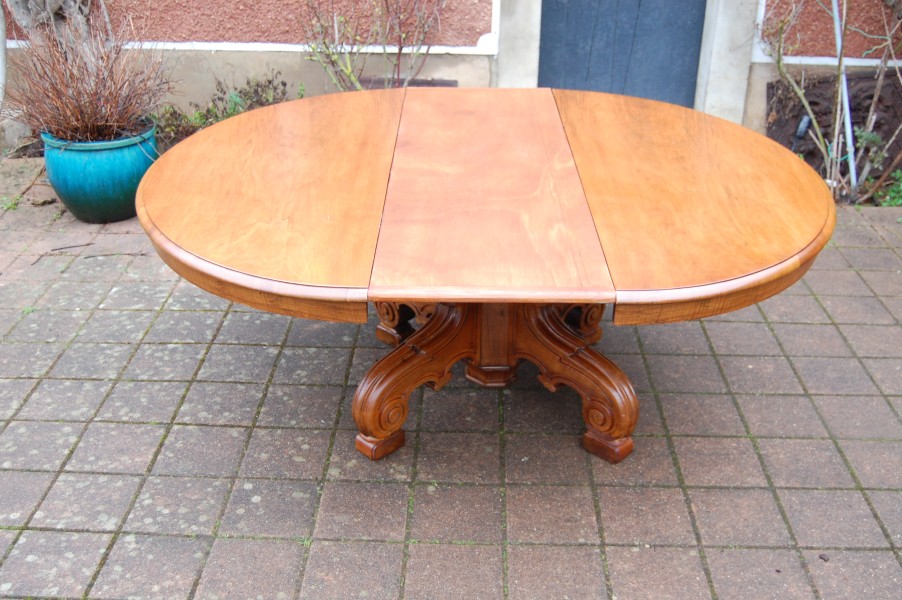 Grande table napol�lon III en noyer fin du 19e si�cle 20 couverts avec 6 rallonges
