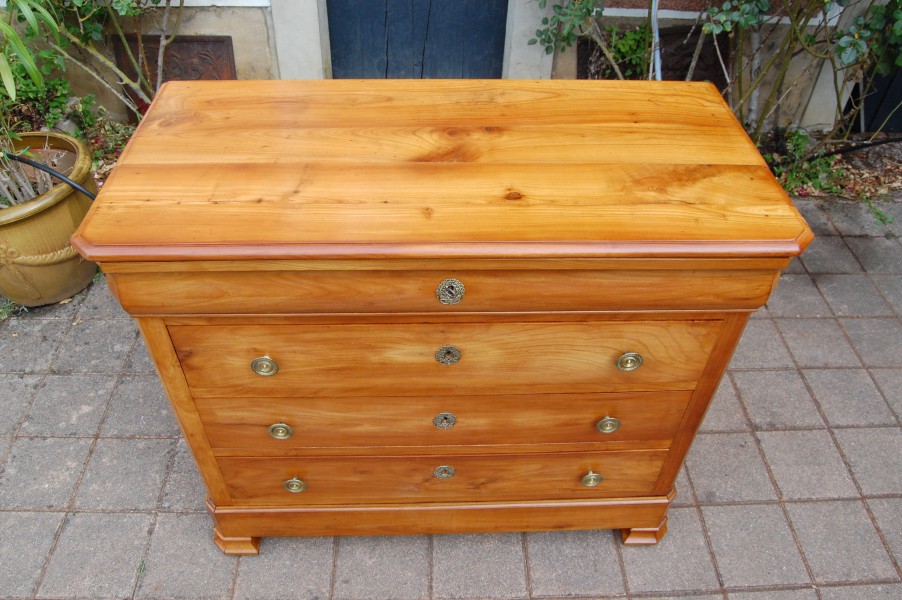 Commode d �poque Louis Philippe en merisier du19e si�cle