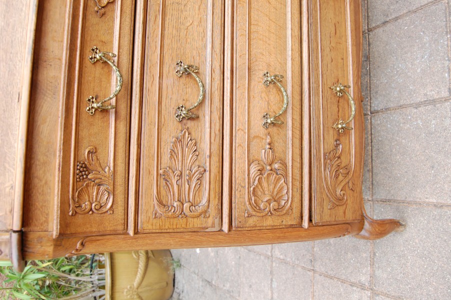 Bureau cylindre d �poque Louis XV en ch�ne fin du 18e si�cle