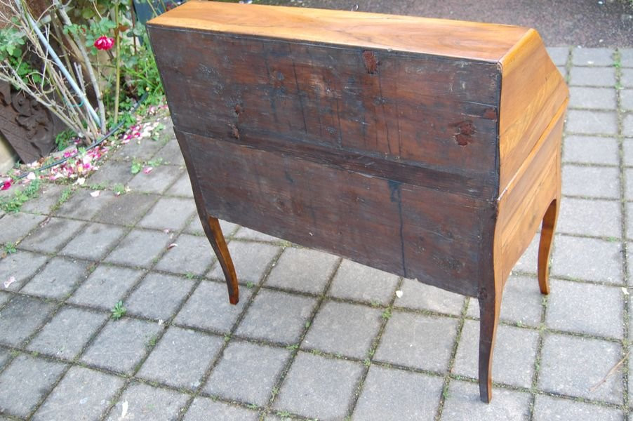 Bureau  pente Louis XV Louis XVI du 18e sicle