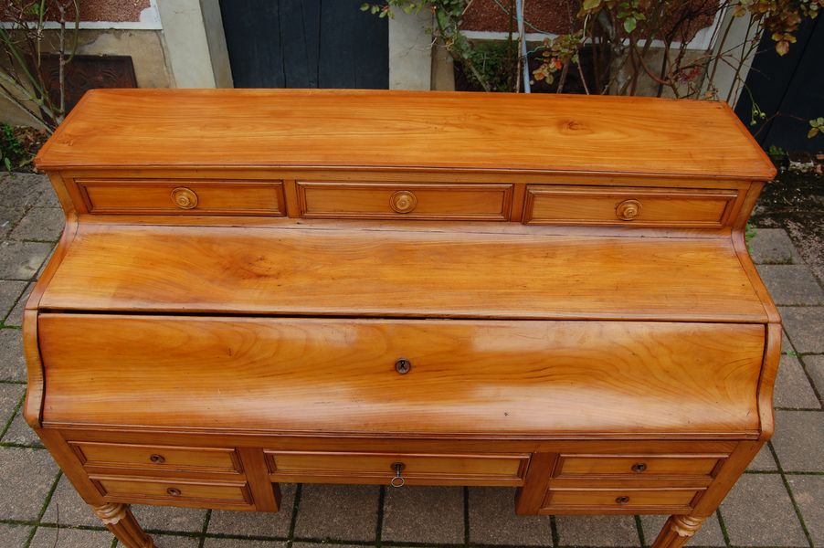 Bureau d poque Louis Philippe en merisier du 19e sicle
