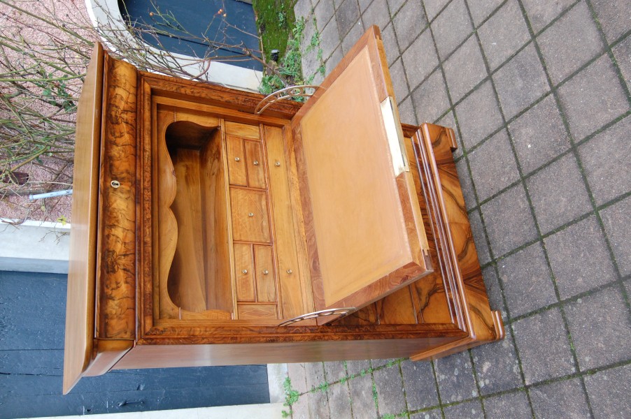 Secr�taire d �poque Louis Philippe en noyer du 19e si�cle