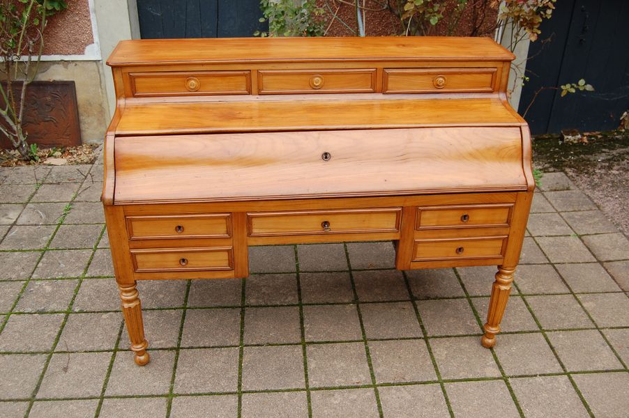 Bureau d poque Louis Philippe en merisier du 19e sicle