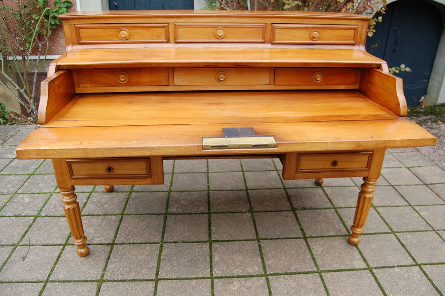 Bureau d poque Louis Philippe en merisier du 19e sicle