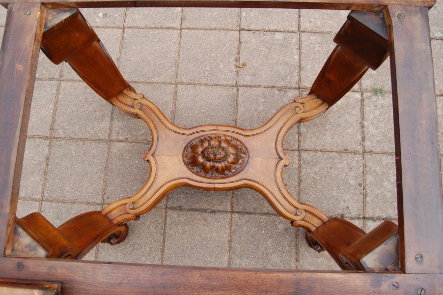 Grande table napol�lon III en noyer fin du 19e si�cle 20 couverts avec 5 rallonges