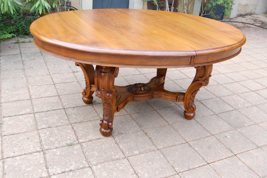 Grande table napol�lon III en noyer fin du 19e si�cle 20 couverts avec 5 rallonges