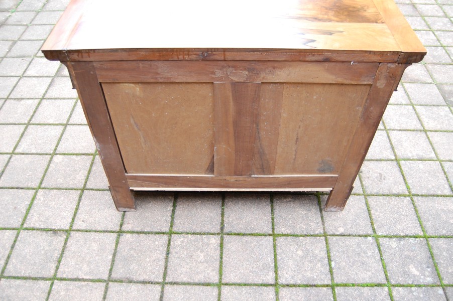 Commode d poque restauration Louis Philippe en noyer du 19e sicle