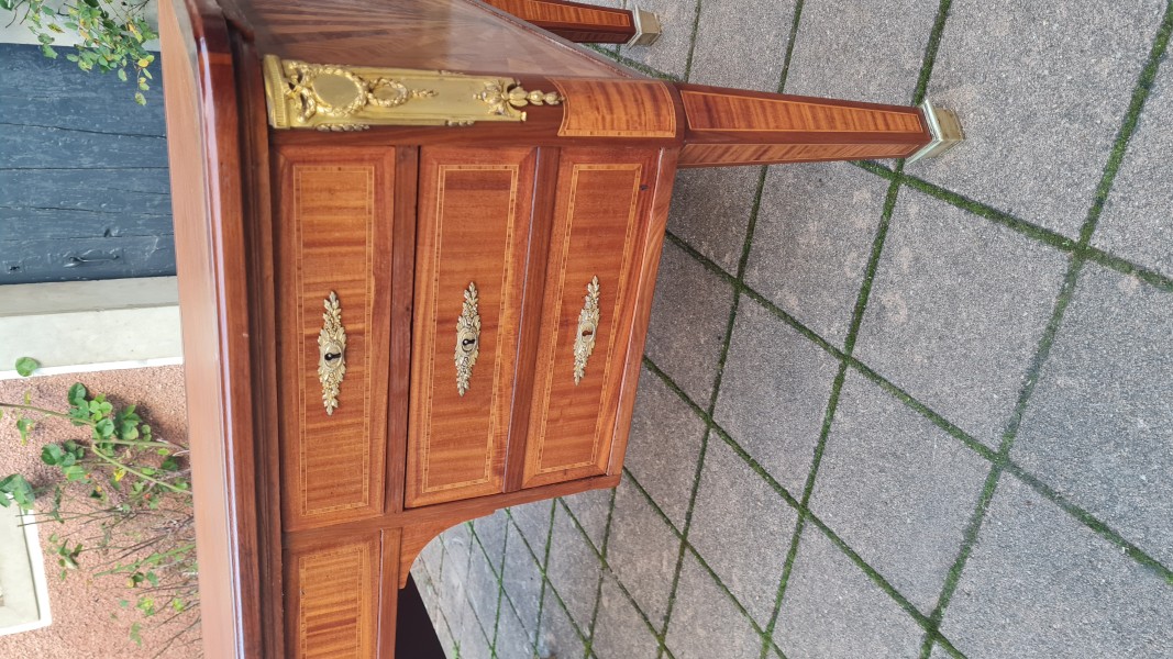 Bureau Napolon III fin du 19e sicle de style Louis XVI