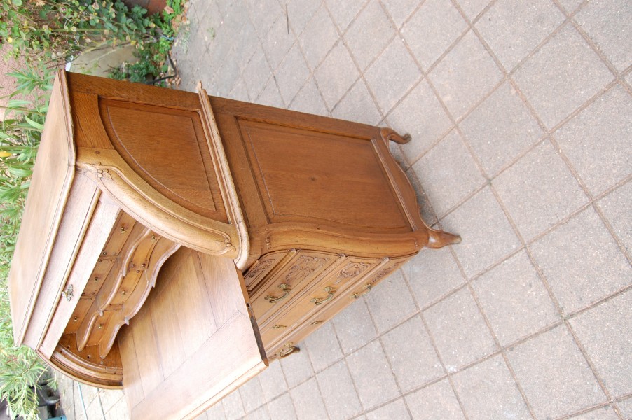 Bureau cylindre d �poque Louis XV en ch�ne fin du 18e si�cle