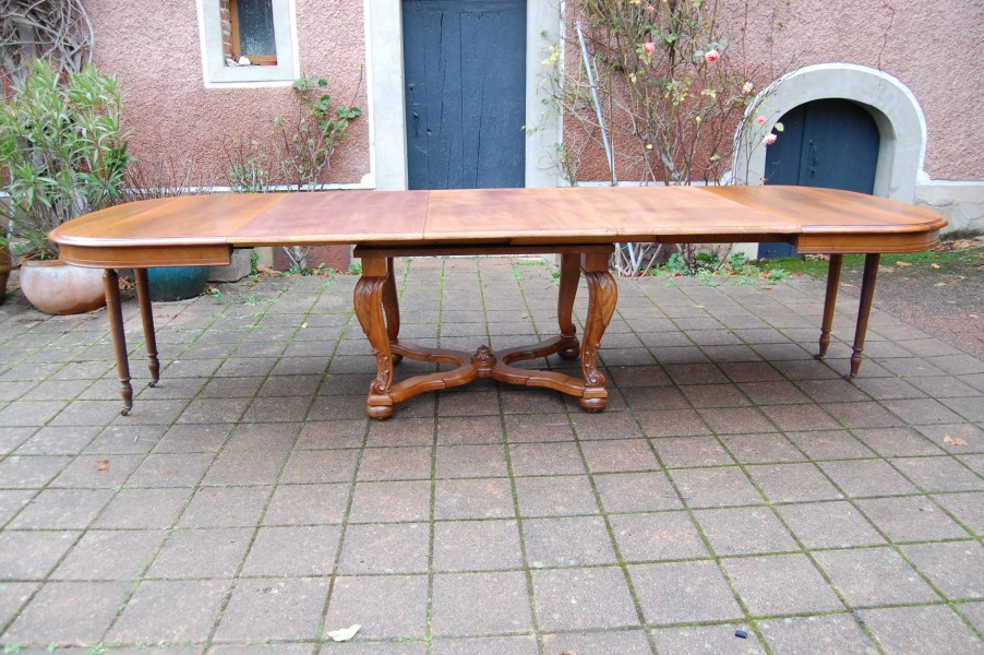Table d poque Napolon III en noyer fin du 19e sicle avec rallonges