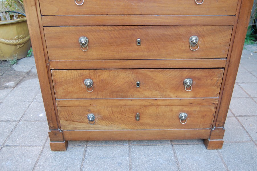 Commode semainier en noyer d �poque Empire du 19e si�cle