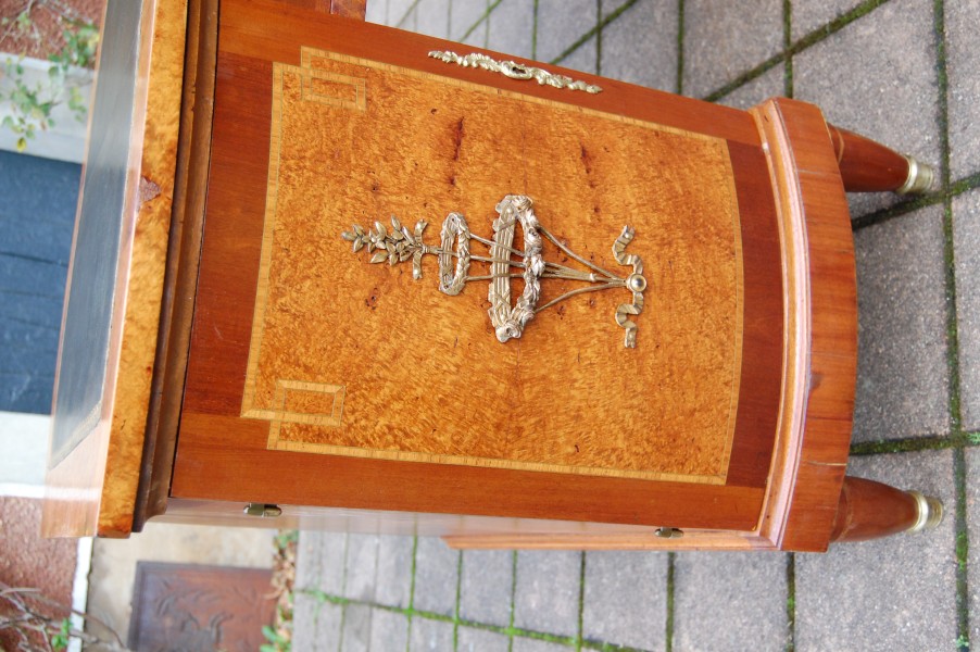 Bureau a caissons Napolon III fin du 19e sicle de style Louis XVI