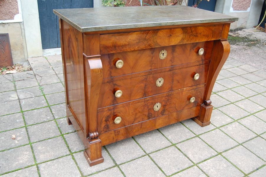 Commode d poque restauration Louis Philippe en noyer du 19e sicle