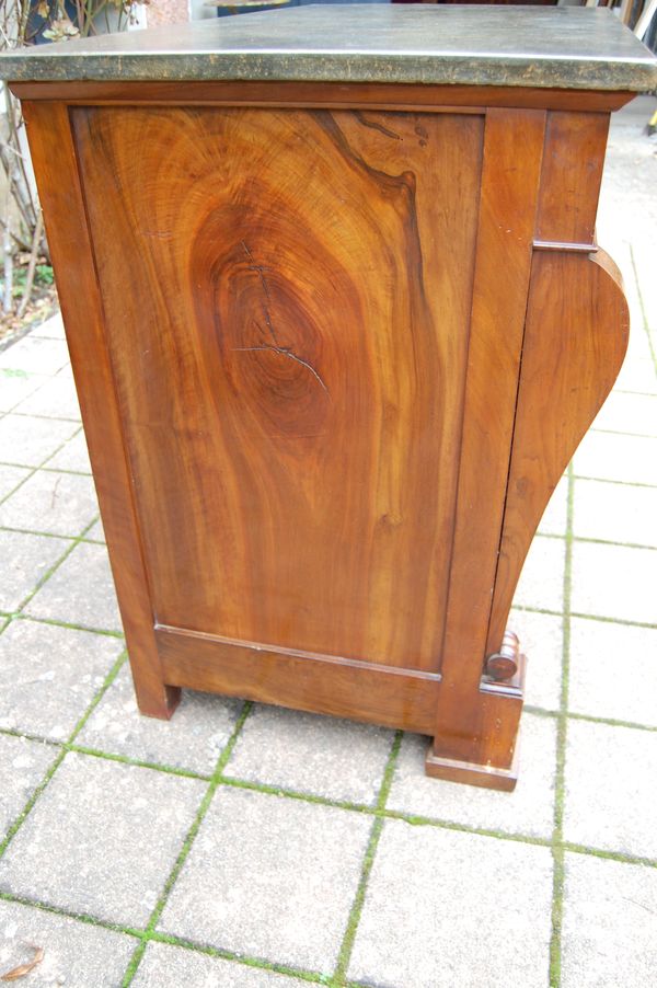 Commode d poque restauration Louis Philippe en noyer du 19e sicle