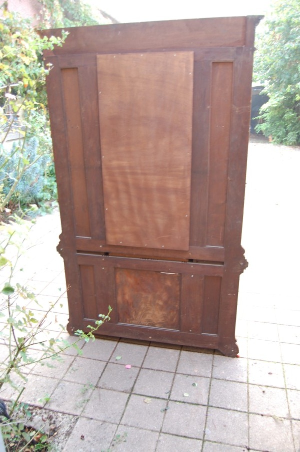 Vestiaire Napol�on III en noyer fin du 19e si�cle