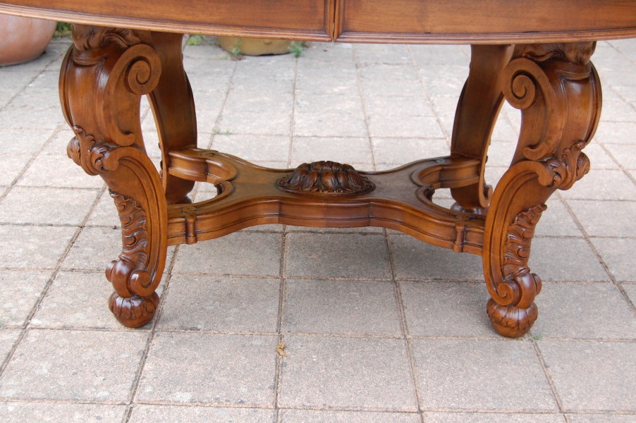 Grande table napol�lon III en noyer fin du 19e si�cle 20 couverts avec 5 rallonges