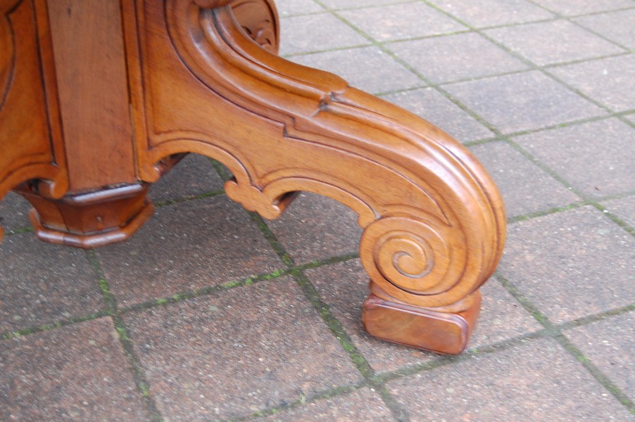 Grande table napol�lon III en noyer fin du 19e si�cle 20 couverts avec 6 rallonges