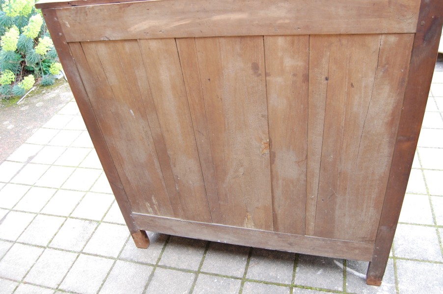 Buffet Louis XV en merisier du 19e si�cle