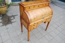 Bureau � caisson en acajou Louis Philippe du 19e si�cle