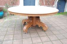 Table a pied central Napol�on III en noyer du 19e si�cle