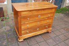 Commode d �poque Louis Philippe en noyer du 19 e si�cle